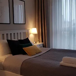 https://grochowska-apartment.warsawhotelspoland.com