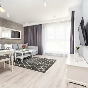 https://exclusive-vermelo-apartment.krakowhotelspoland.com